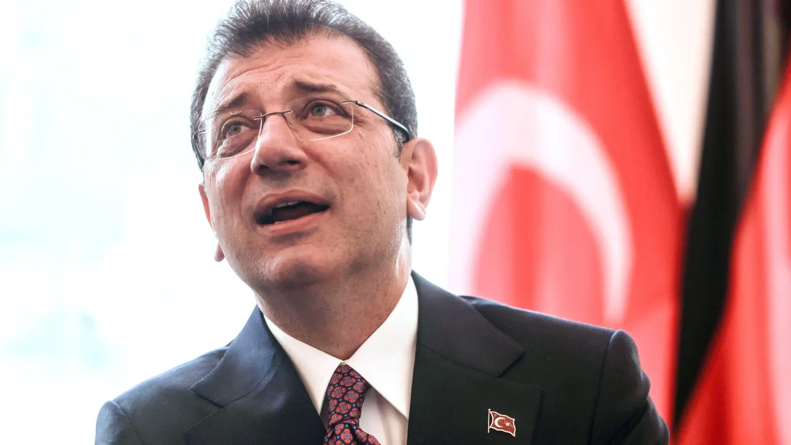 Ekrem Imamoglu ist ein Präsidentschaftskandidat in Untersuchungshaft. (Archivbild) (Foto: Oliver Berg/dpa)