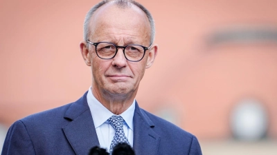 Kanzler Merz lädt zu einem Autogipfel. (Foto: Kay Nietfeld/dpa)