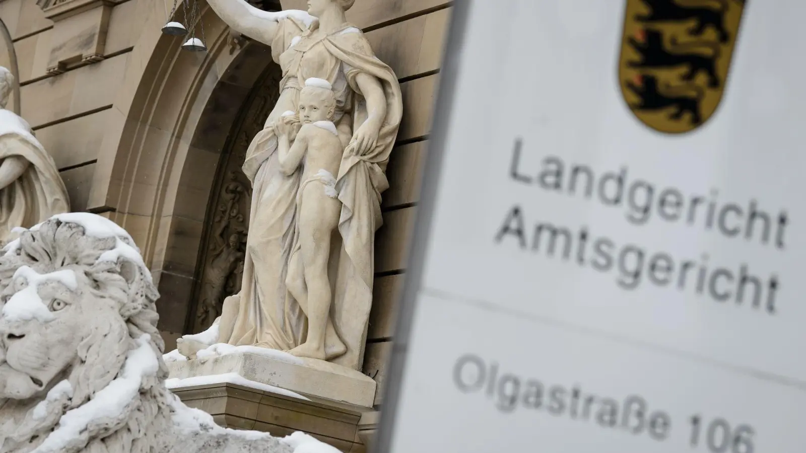 Das Amtsgericht muss entscheiden, ob es die Anklage zulässt. (Archivbild) (Foto: Sina Schuldt/dpa)