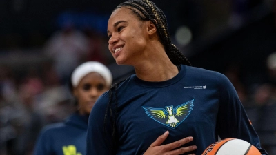 Erreichte mit den Dallas Wings das Halbfinale: Satou Sabally. (Foto: Maximilian Haupt/dpa)