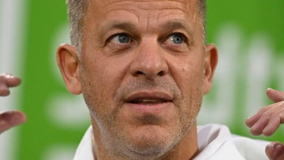 Kein guter Einstand für Düsseldorfs Trainer Markus Anfang.  (Foto: Anke Waelischmiller/dpa)