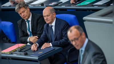 Friedrich Merz wird Kanzlerkandidat der Union. Aber was ist mit Habeck und Scholz? (Foto: Michael Kappeler/dpa)