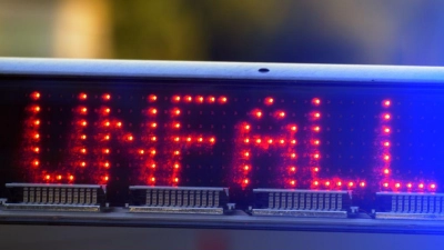 Die Polizei ermittelt zu dem Unfallhergang. (Symbolbild) (Foto: Stefan Puchner/dpa)