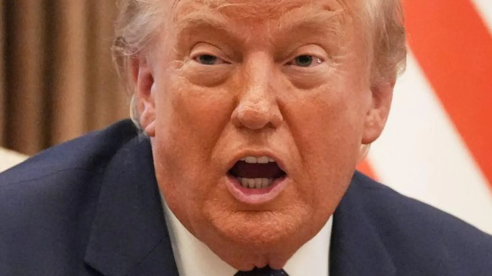 US-Präsident Trump facht beim Nato-Gipfel in Ankara den Streit um Grönland wieder an.  (Foto: Alex Brandon/AP/dpa)