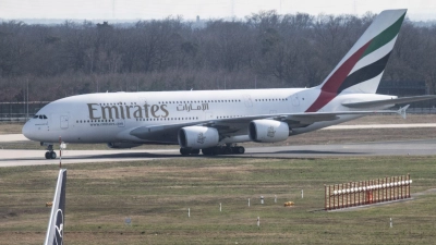 Ein erster Linienflieger aus Dubai ist wieder in Frankfurt gelandet. (Foto: Boris Roessler/dpa)