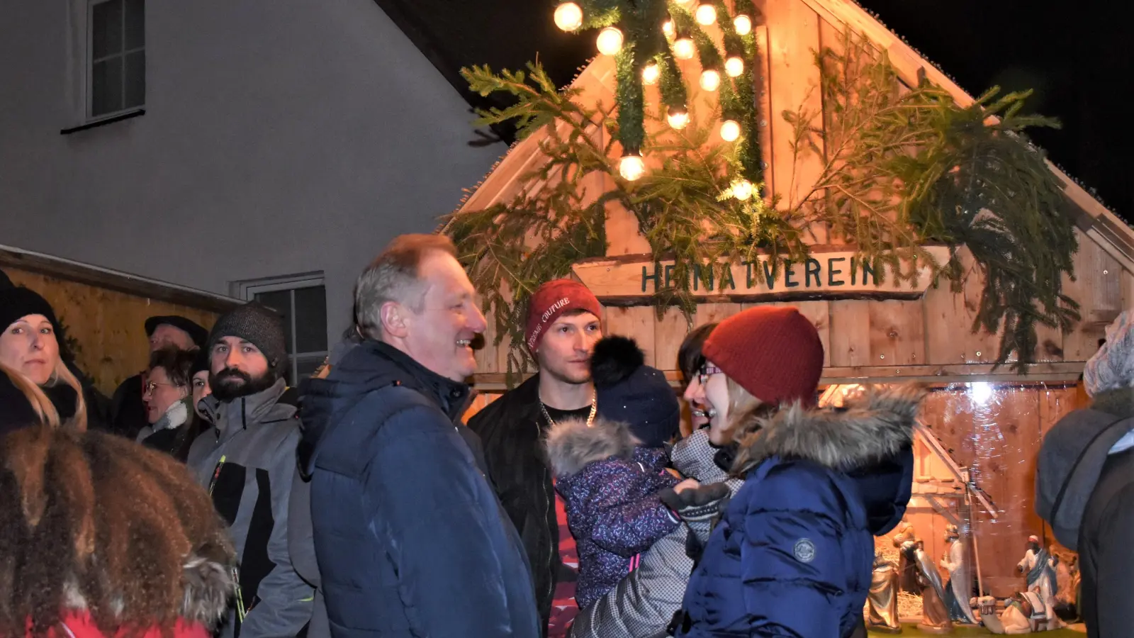 Willkommen auf dem Weihnachtsmarkt in Trautskirchen .  (Foto: Gudrun Schwarz-Köhler)