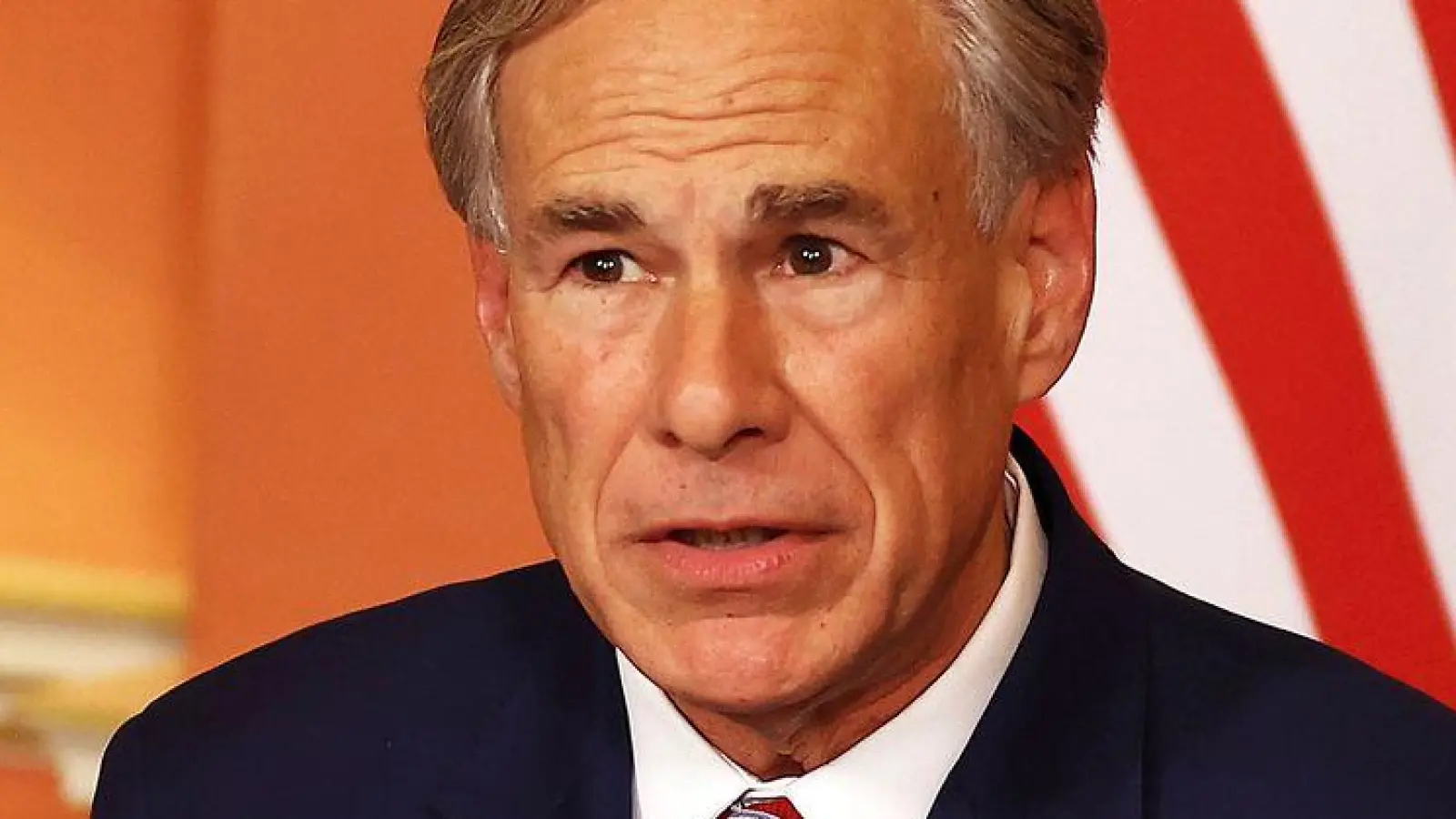 In Texas entschied sich Gouverneur Greg Abbott selbst, die Nationalgarde einzusetzen. (Archivbild) (Foto: Peter Nicholls/Pool Getty Images Europe/AP/dpa)