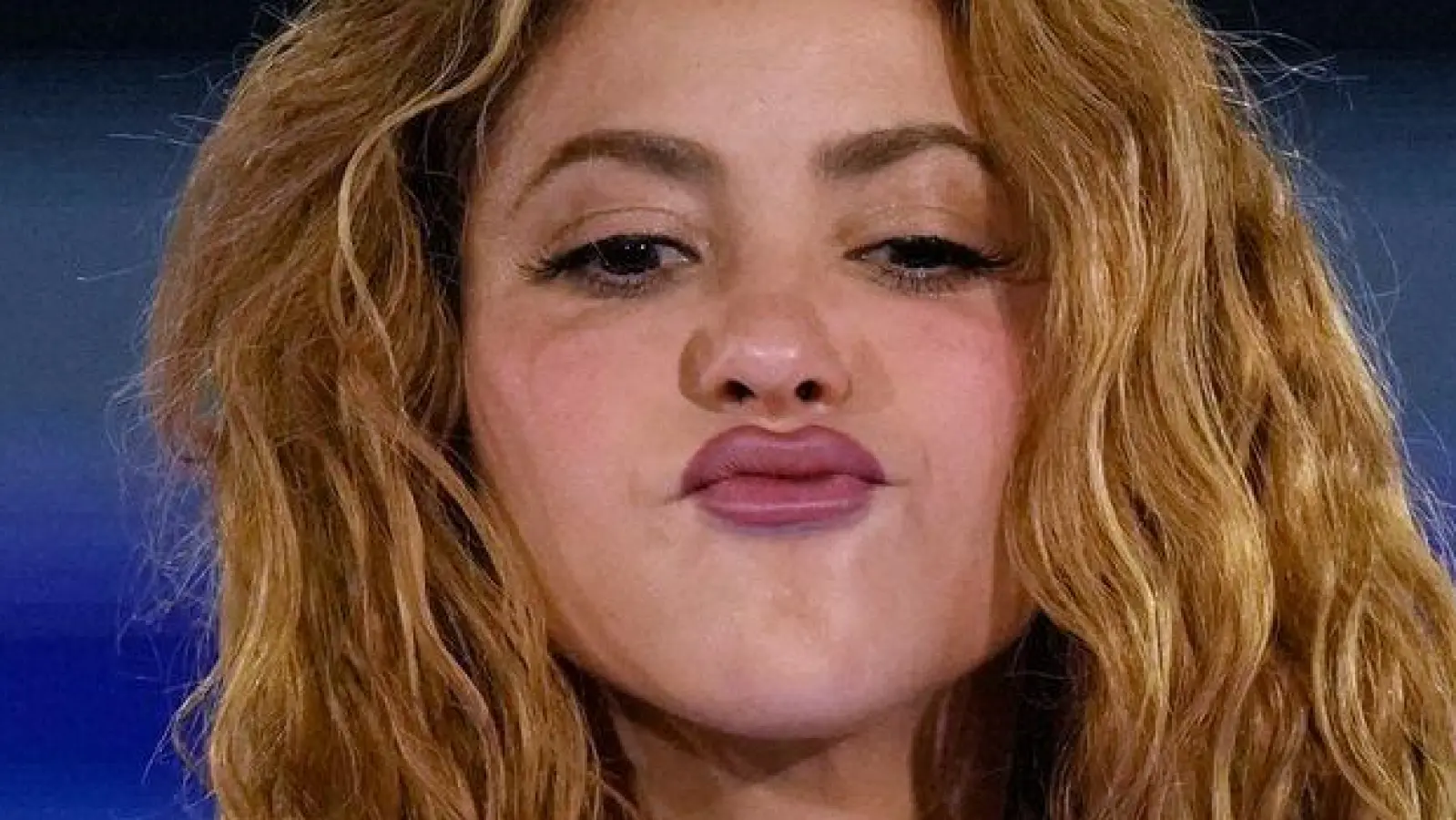 Shakira wird bei der Halbzeitshow im WM-Finale auftreten. (Archivbild) (Foto: Silvia Izquierdo/AP/dpa)