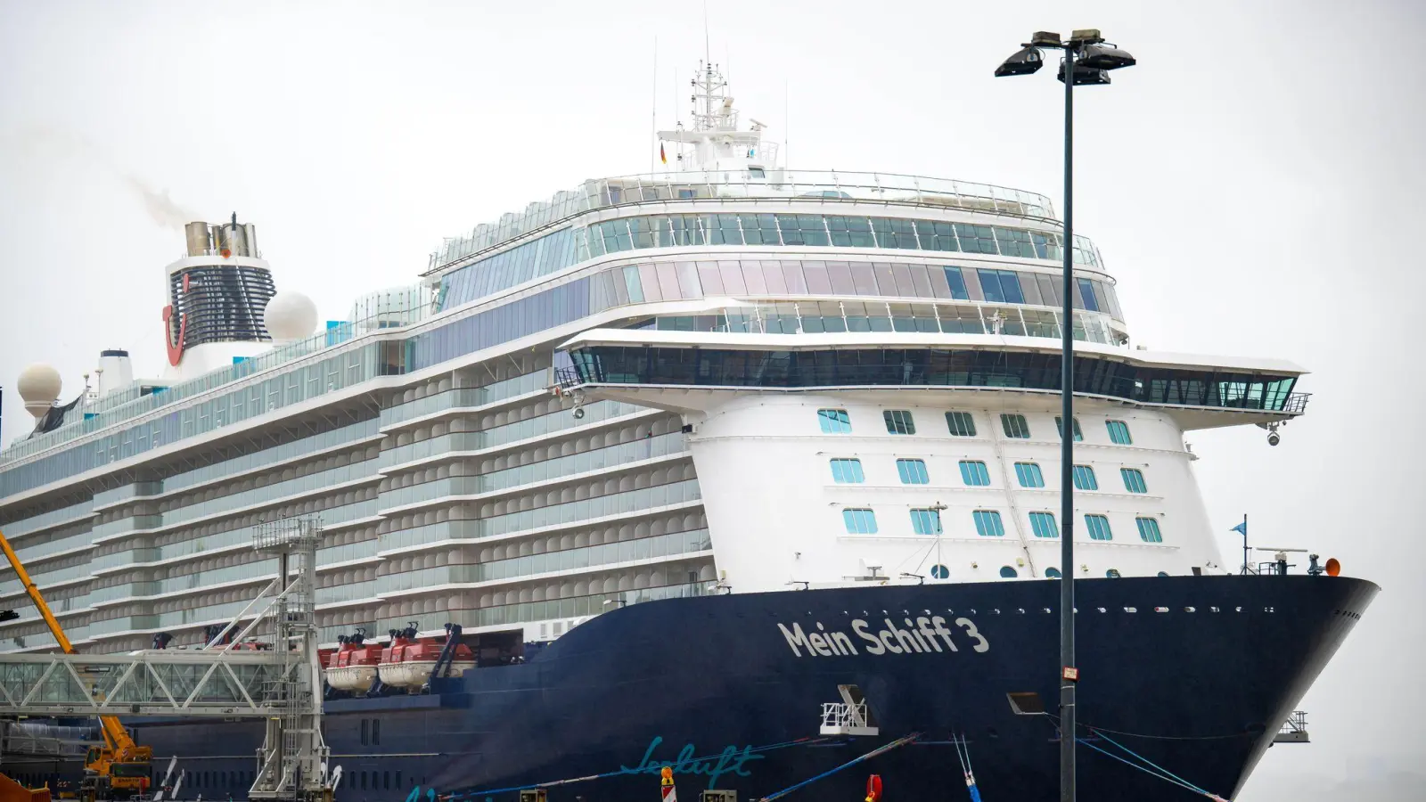 Das Kreuzfahrtschiff „Mein Schiff 3“. (Archivbild)  (Foto: Sina Schuldt/dpa)