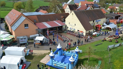 Auf dem weitläufigen Ausstellungsgelände und in den großräumigen Hallen zeigen Hersteller eine Vielfalt von Artikeln für Haus und Hof, Wald und Garten. (Foto: Klemens Hoppe)