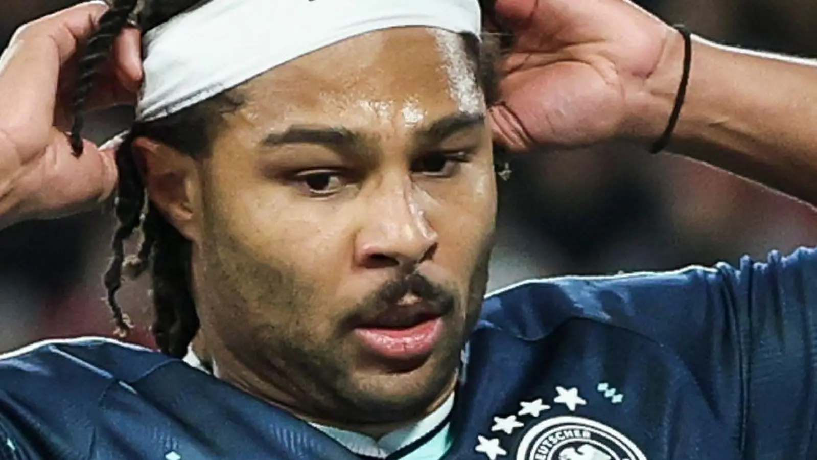 Wird Gnabry rechtzeitig zur WM wieder fit? (Archivbild) (Foto: Christian Charisius/dpa)