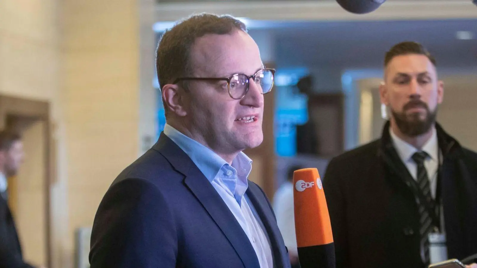 Unionsfraktionsvize Jens Spahn äußerte sich zu den verschärften Sanktionen beim Bürgergeld. (Foto: Helmut Fricke/dpa)