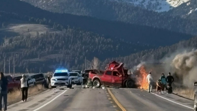 Schwerer Unfall in der Nähe des Yellowstone Nationalparks   (Foto: --/Roger Merrill/dpa)