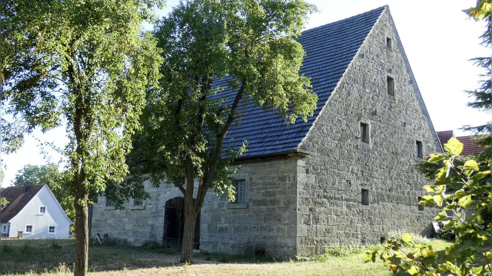 In einem Bürgerentscheid soll der weitere Umgang mit der Dorfscheue in Steinsfeld geregelt werden. Terminiert wurde die Abstimmung auf Sonntag, 4. Oktober. (Foto: Karl-Heinz Gisbertz)