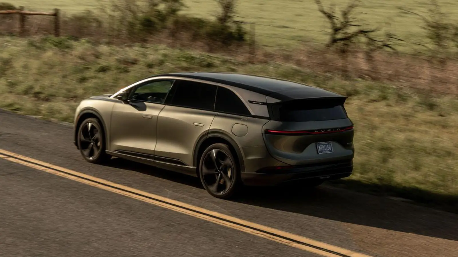 Ist es ein Van? Nein, ein SUV. Der Lucid Gravity wird ab Herbst auch in Deutschland verkauft. (Foto: Lucid/dpa-tmn)