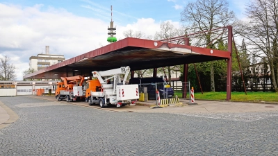 Diese Tankstelle und das dazugehörige Tanklager werden ab August abgerissen und machen Platz für eine neue Wartungs-Einheit. Das kontaminierte Erdreich wird für rund fünf Millionen Dollar entsorgt. (Foto: Jim Albright)