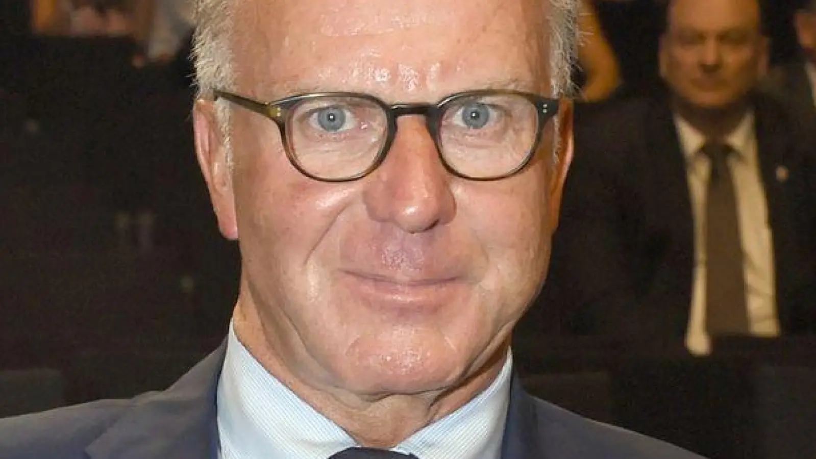Schon vor zehn Jahren nahm Karl-Heinz Rummenigge einen Bayerischen Sportpreis entgegen - damals stellvertretend für die Profimannschaft des erfolgreichsten deutschen Fußballvereins. (Archivbild) (Foto: picture alliance / dpa)