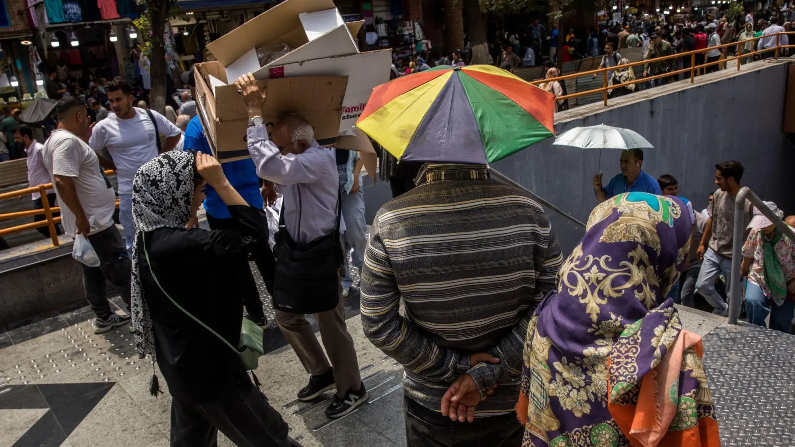 Unerträglich heiß ist es in Teilen des Irans. (Foto: Alireza Masoumi/ISNA/dpa)