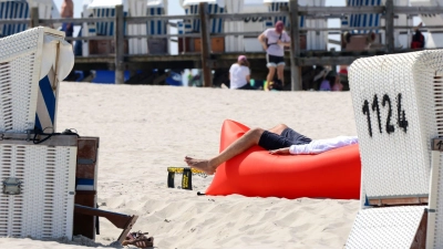 Schon Ende Mai fühlt es sich an wie im Hochsommer.  (Foto: Bodo Marks/dpa)