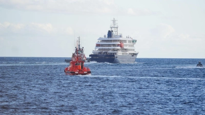 Die „Hondius“ hat den Hafen von Granadilla verlassen.  (Foto: Europa Press Canarias/EUROPA PRESS/dpa)