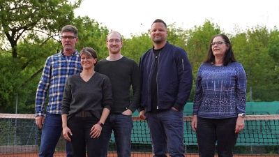 Der Vorstand des TC Rothenburg (von links): Rainer Brahm, Kathrin Schmitt, Jan Hörber, Marque Berger und Christine Kaiser. (Foto: Simone Hedler)