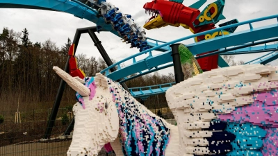 Das Legoland Deutschland Resort im schwäbischen Günzburg gehört zu den größten Freizeitparks in Bayern. (Archivbild) (Foto: Stefan Puchner/dpa)