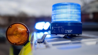 Der 58-Jährige erlitt schwere Kopfverletzungen und starb am 10. August an den Folgen. (Symbolbild) (Foto: Oliver Dietze/dpa)
