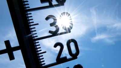 Wer eine mobile Klimaanlage kauft, sollte sich über die Stromkosten der Geräte im Klaren sein, raten die Vergleichsportale Verivox und Testberichte.de. (Symbolbild) (Foto: Sven Hoppe/dpa)