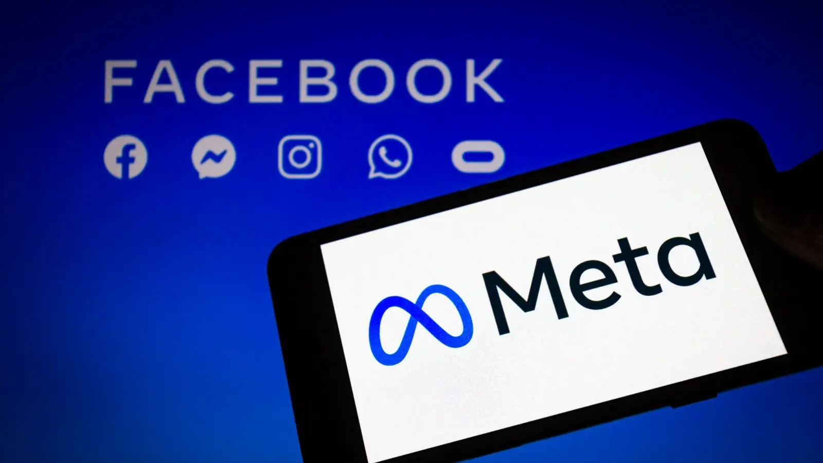 Laut dem spanischen Medienkonzern AMI, habe der Technologiekonzern von Mark Zuckerberg wiederholt gegen die EU-Datenschutzvorschriften verstoßen und gesetzliche Vorgaben ignoriert. (Foto: Andre M. Chang/ZUMA Press Wire/dpa)