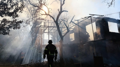 Saporischschja wurde bereits in der vergangenen Woche angegriffen. (Archiv) (Foto: Kateryna Klochko/AP/dpa)