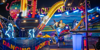 Fahrgeschäfte begeisterten 2024 beim Frühlingsfest in Bad Windsheim. (Foto: Mirko Fryska)