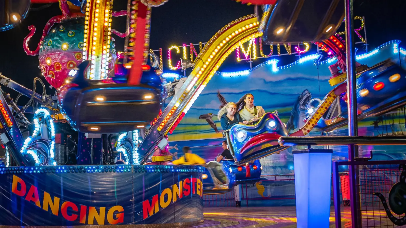 Fahrgeschäfte begeisterten 2024 beim Frühlingsfest in Bad Windsheim. (Foto: Mirko Fryska)