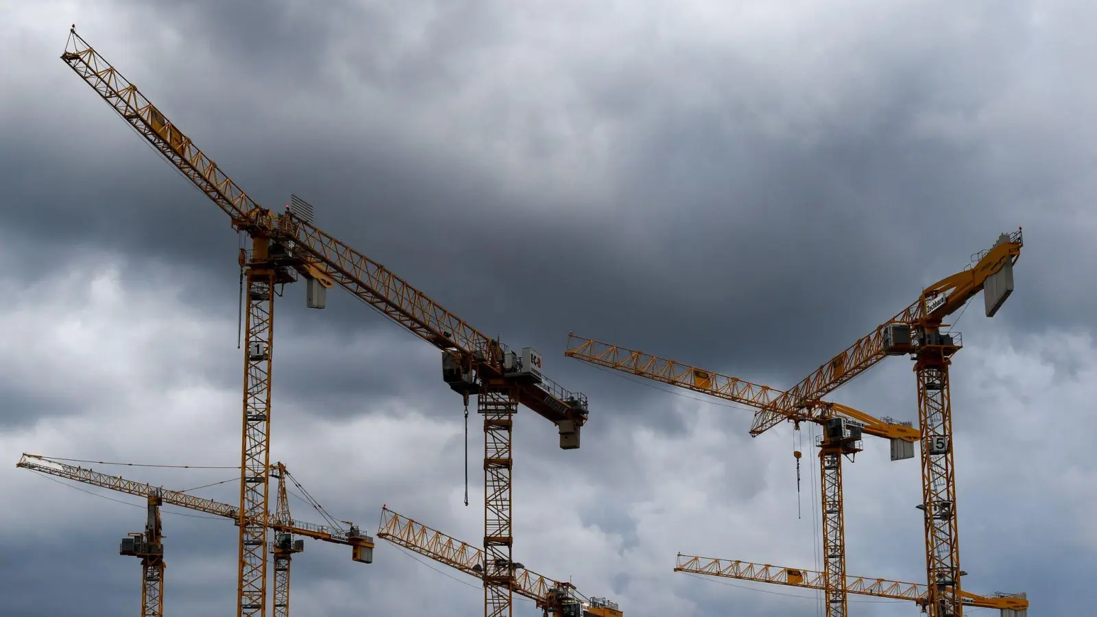 Trübe Aussichten für die deutsche Wirtschaft (Symbolbild) (Foto: Lisa Ducret/dpa)