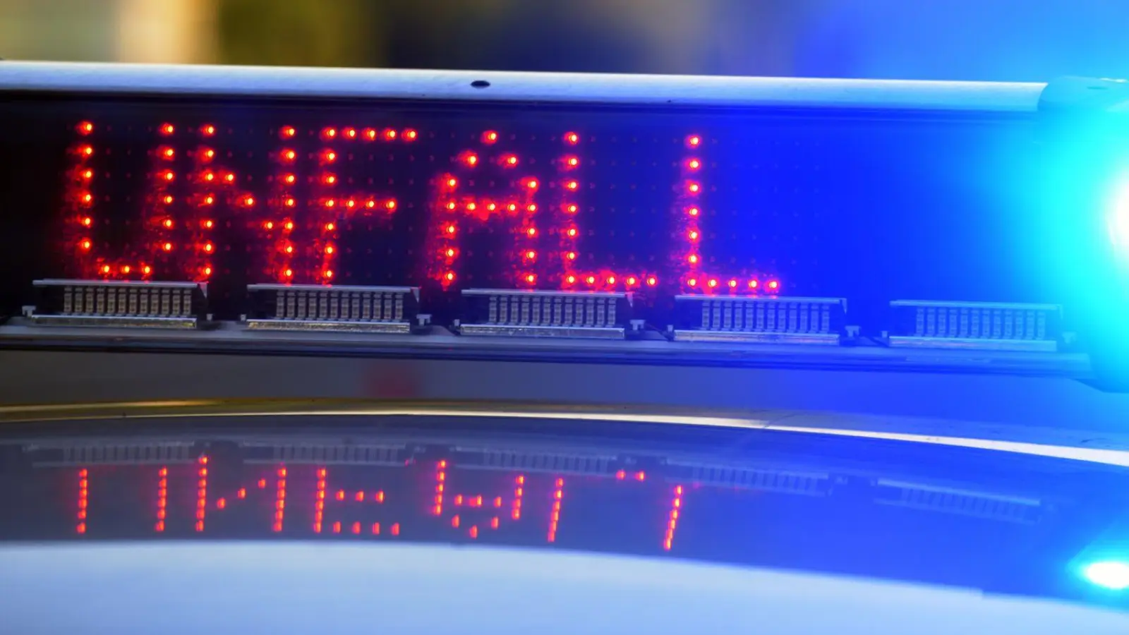 Der 58-Jährige starb noch an der Unfallstelle bei Dillingen an der Donau. (Symbolbild) (Foto: Stefan Puchner/dpa)