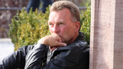 Manfred Kern hat sein 19. Buch vorgelegt. Es heißt: „Liebe im Quadrat”. (Foto: Manfred Kern)