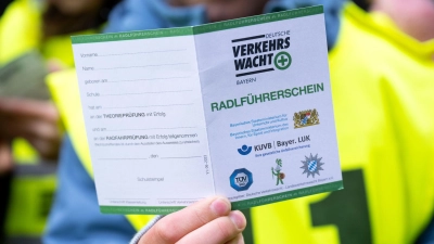 Der neue Radführerschein soll Schülerinnen und Schüler über die gesamte Grundschulzeit hinweg begleiten.  (Foto: Sven Hoppe/dpa)