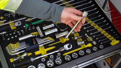 Automobilclub ist nicht gleich Automobilclub. Pannenhilfe können alle – beim Abschleppen, Ersatzwagen oder Hotelkosten gibt es unterschiedliche Tarife. (Foto: Hannes P Albert/dpa/dpa-tmn)