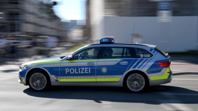 Die Polizei hat in Aachen einen Mann festgenommen, der Ende Januar in München einen Kneipengänger mit Schlägen tödlich verletzt haben soll. (Symbolbild) (Foto: Felix Hörhager/dpa)