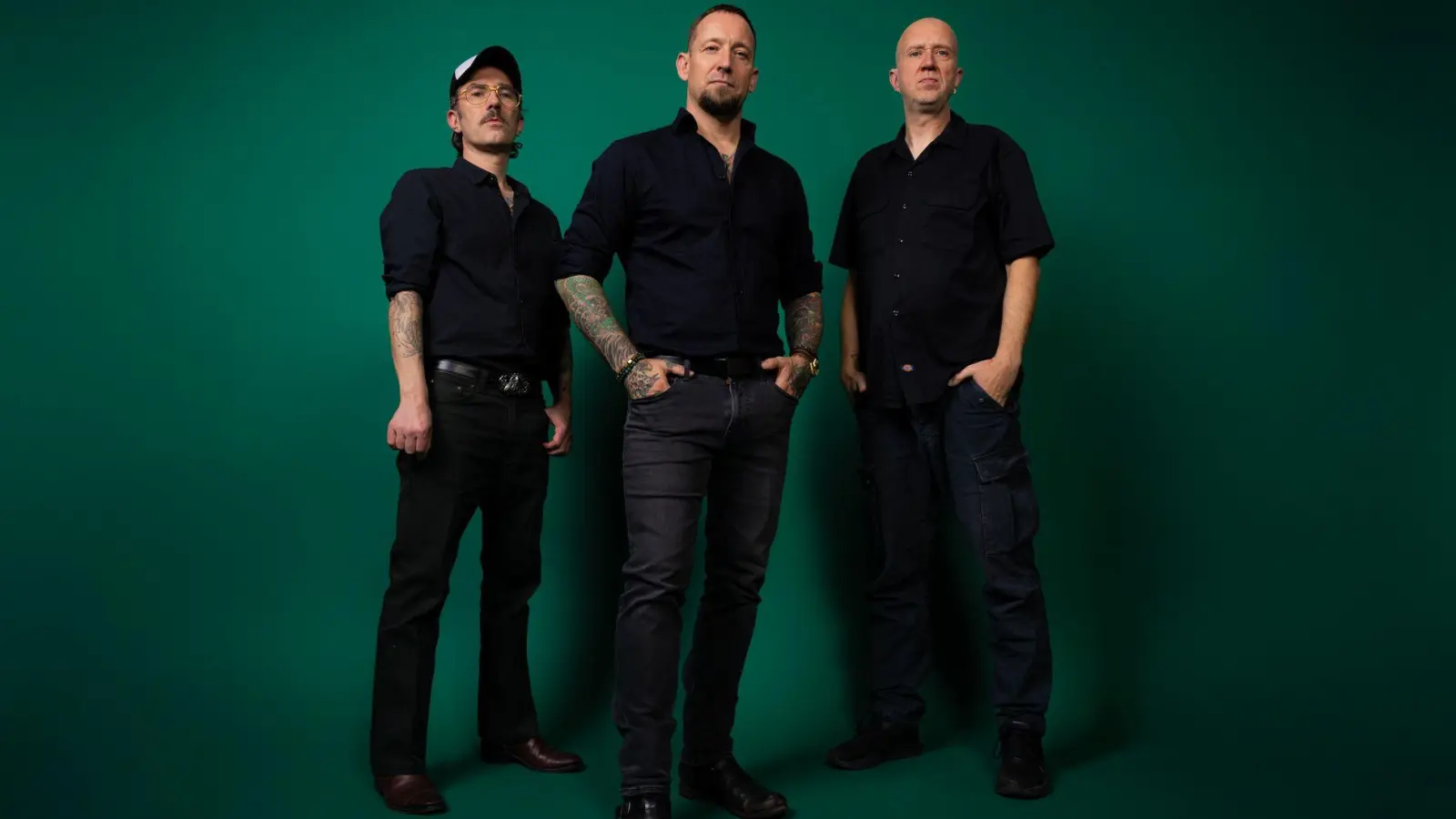 Die dänische Metal-Band Volbeat eroberte Platz eins der Charts. (Foto: Brittany Bowman/Universal Music/dpa)