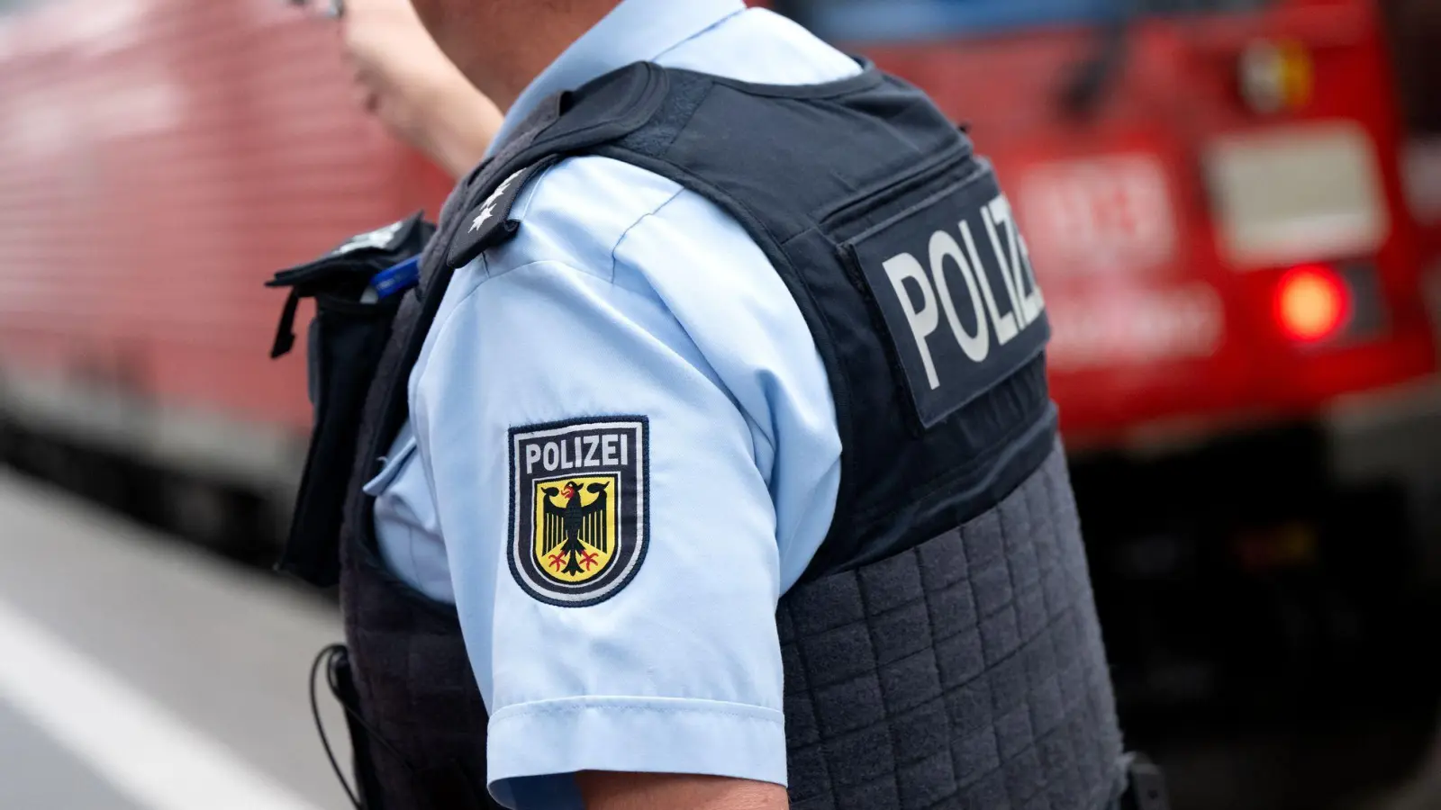 Keiner der 24 Passagiere wurde bei dem Unfall verletzt. (Symbolbild) (Foto: Sven Hoppe/dpa)