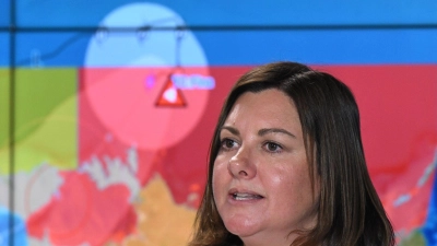 Australiens Katastrophenschutzministerin Kristy McBain warnte vor der zerstörerisch Kraft von Zyklon „Fina“.  (Foto: Lukas Coch/AAP/dpa)