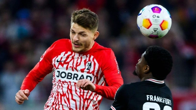 Florent Muslija vom SC Freiburg wurde für das Nations-League-Spiel des Kosovo auf Zypern aus dem Kader gestrichen. (Foto: Tom Weller/dpa)