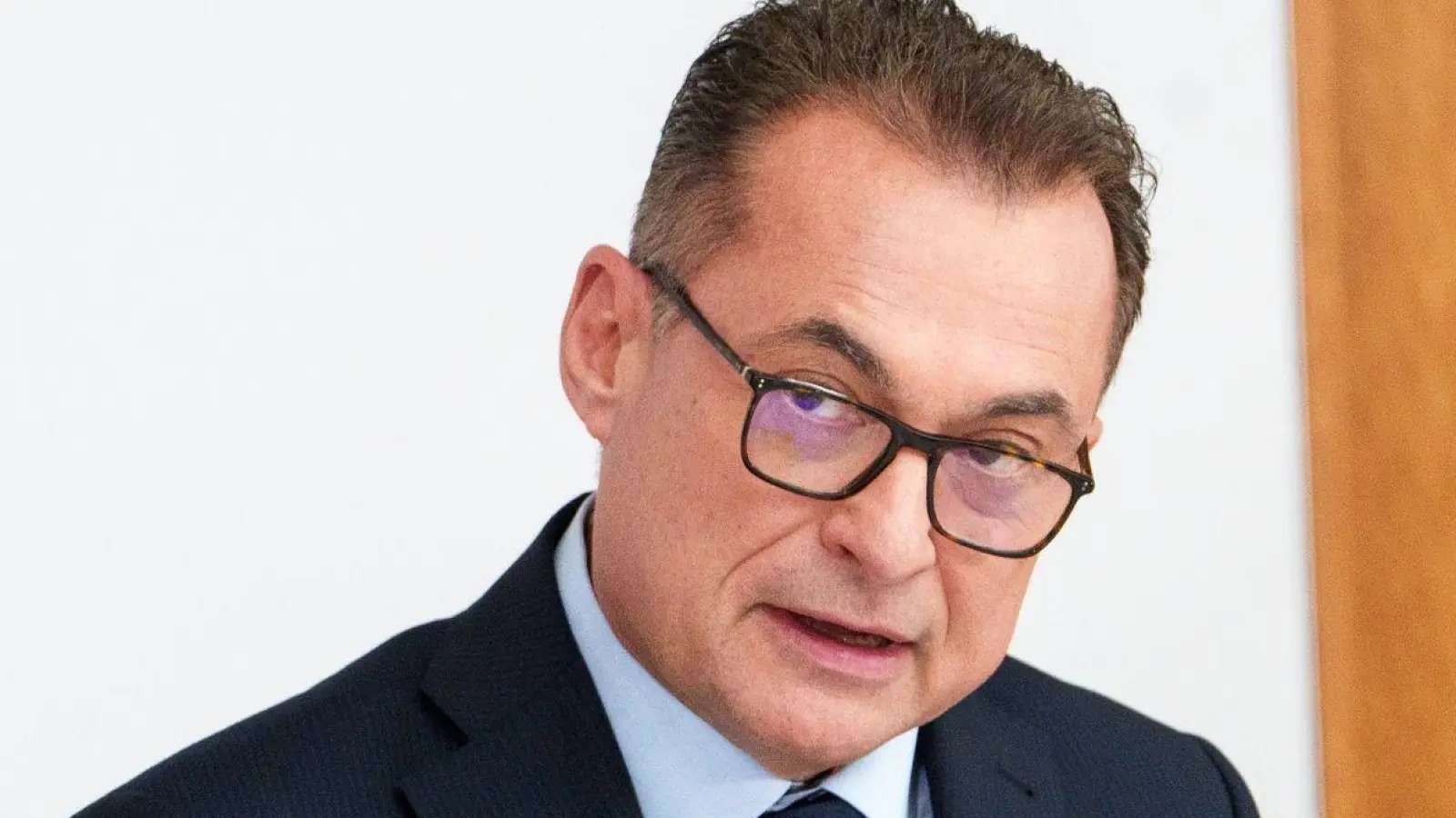 Joachim Nagel ist Bundesbank-Präsident und warnt vor Rechtsextremisten. (Foto: Andreas Arnold/dpa)