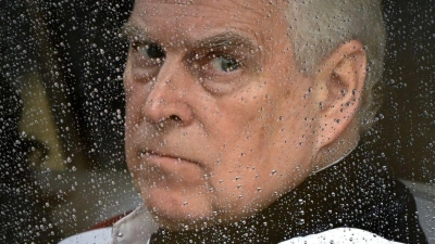 Der ehemalige Prinz Andrew ist tief in den Epstein-Skandal verwickelt. (Archivbild) (Foto: Toby Melville/Pool Reuters/dpa)