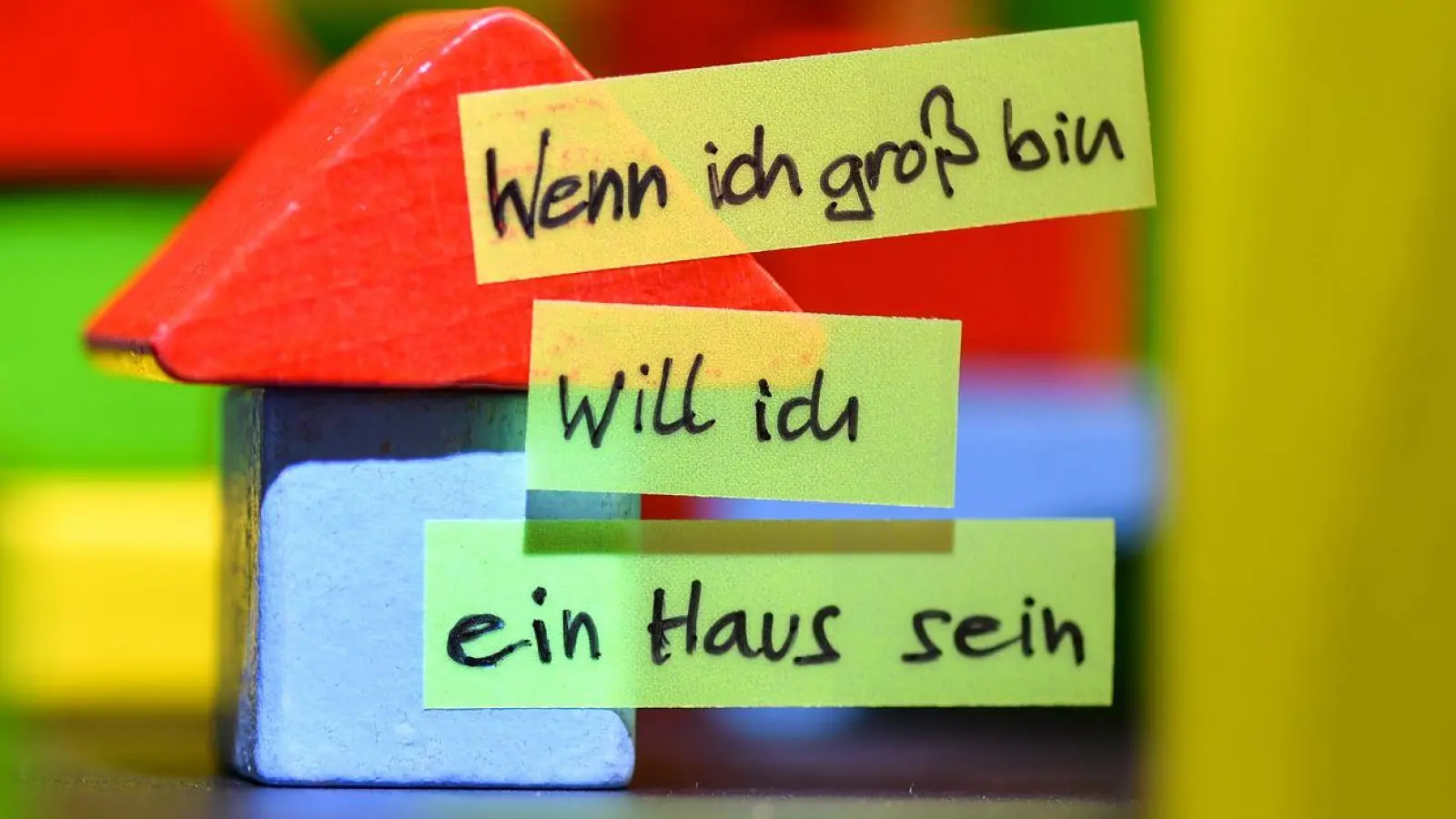 Nach der Renaissance des Bausparvertrags normalisiert sich das Geschäft mit dem Finanzprodukt wieder. (Symbolbild) (Foto: picture alliance / Felix Kästle/dpa)