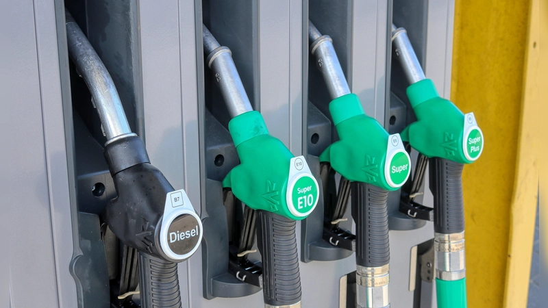An den Tankstellen in Westmittelfranken haben die Benzin- und Dieselpreise neue Rekordwerte erreicht. (Symbolbild: Pixabay/Alexander Fox)