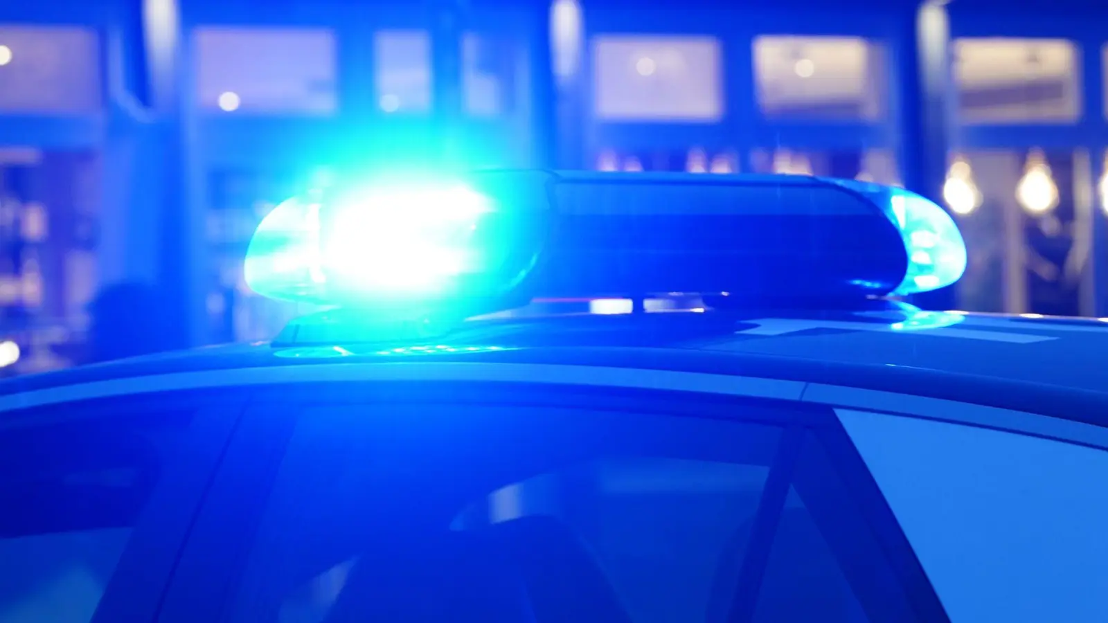 Nach der Flucht der Täter ermittelt die Polizei und bittet Zeuginnen und Zeugen um Hinweise. (Symbolbild) (Foto: Marcus Brandt/dpa)