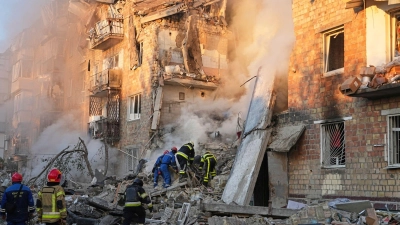 Immer wieder nimmt Russland Kiew ins Visier. (Foto: Efrem Lukatsky/AP/dpa)