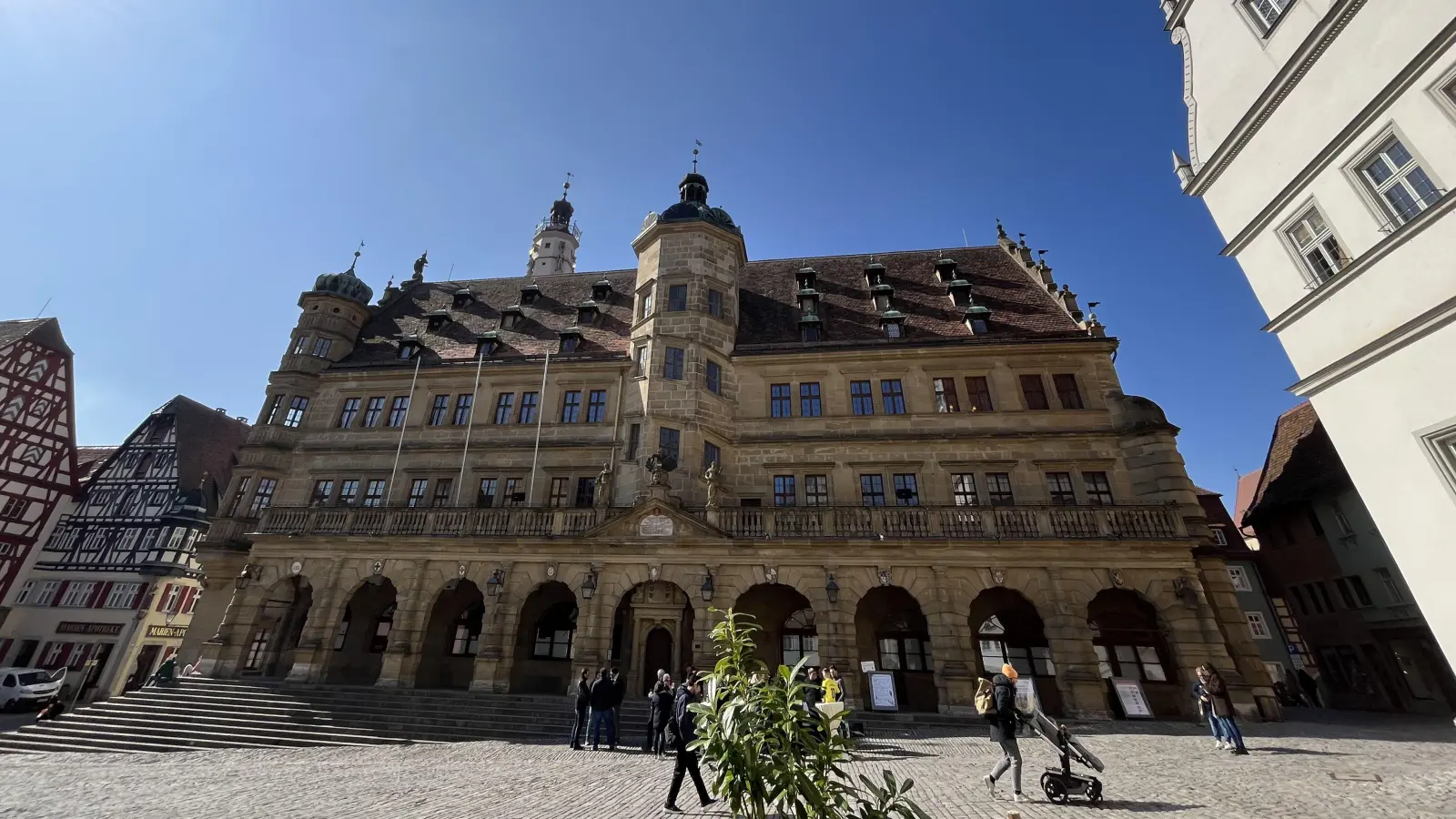Wer zieht am 8. März 2026 ins Rathaus von Rothenburg ein? Das entscheidet sich zur Kommunalwahl. (Foto: Rebecca Dodaro)