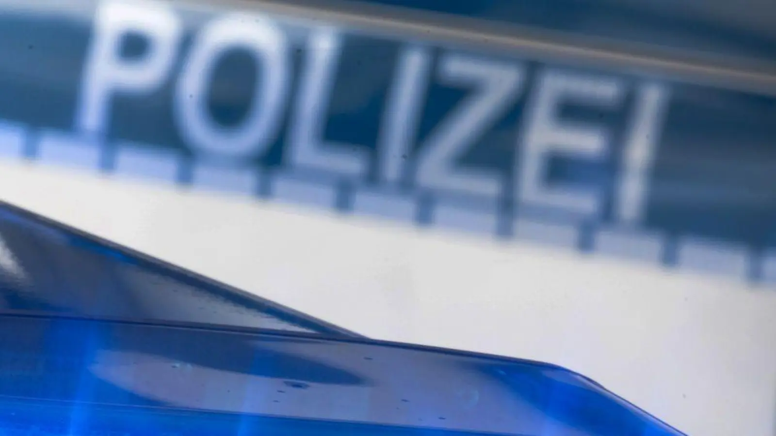 Die Polizei hat die Ermittlungen aufgenommen. (Symbolbild) (Foto: Friso Gentsch/dpa)